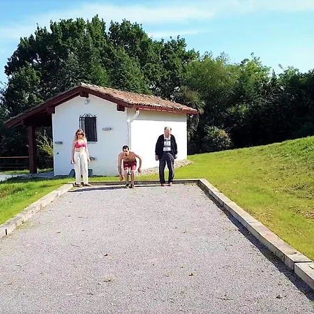 Garatenborda Proche Biarritz Avec Piscine Jacuzzi Salle De Sport Parking Petanque Fronton