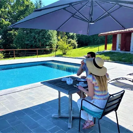 Garatenborda Proche Biarritz Avec Piscine Jacuzzi Salle De Sport Parking Petanque Fronton